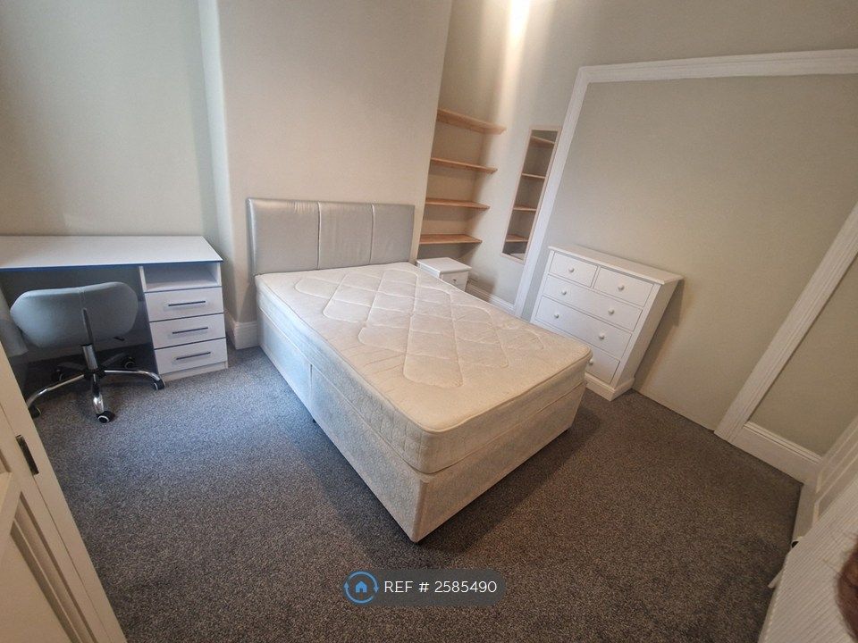 Property photo 2 of 15 The Available Room
