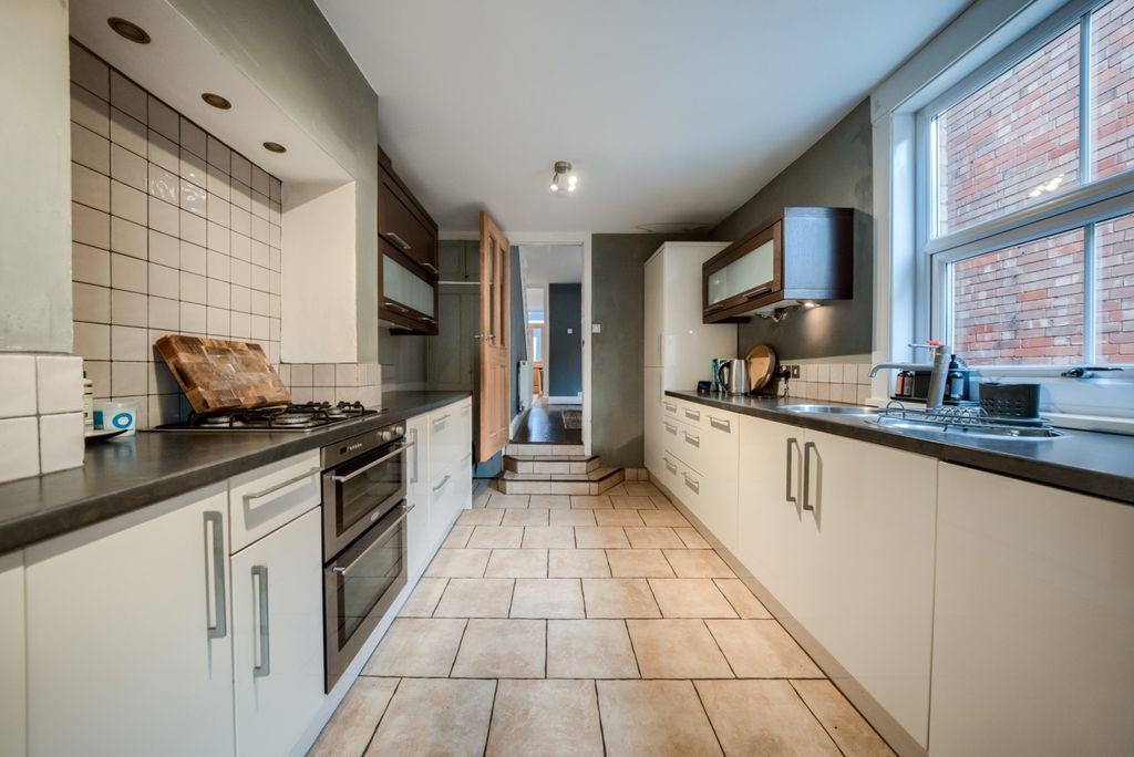 Property photo 3 of 21 Xt5A9635-Hdr(3) (1)