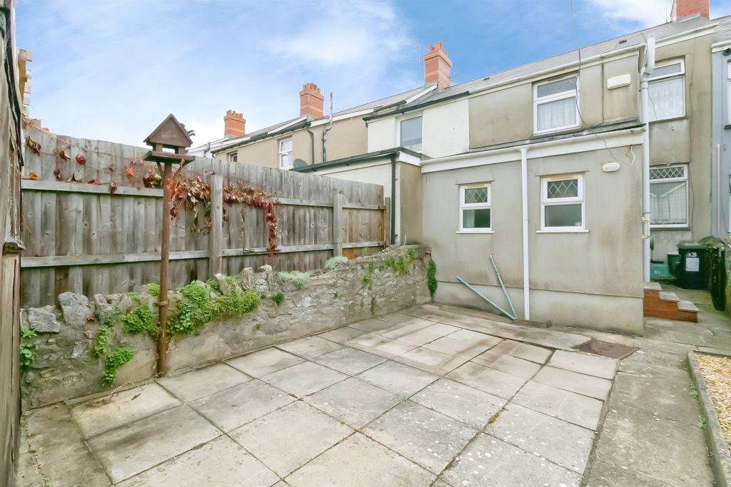 Property photo 2 of 17