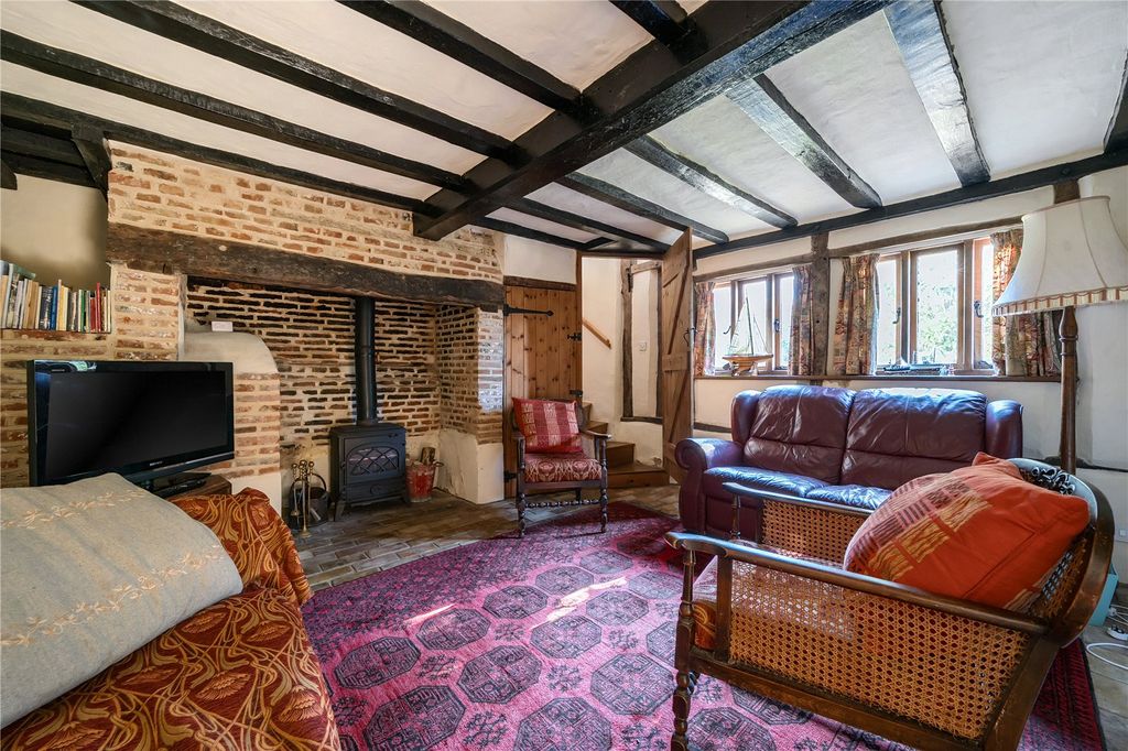 Property photo 3 of 17 Sitting Room