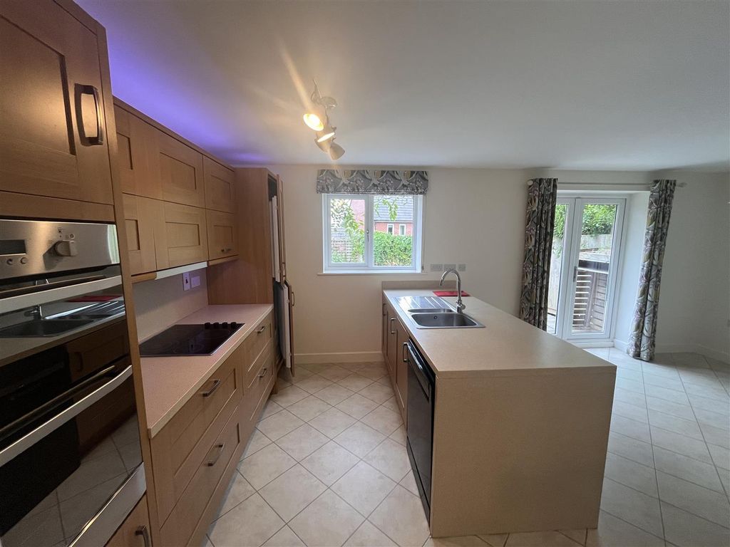 Property photo 3 of 19 Img_2846.Jpg