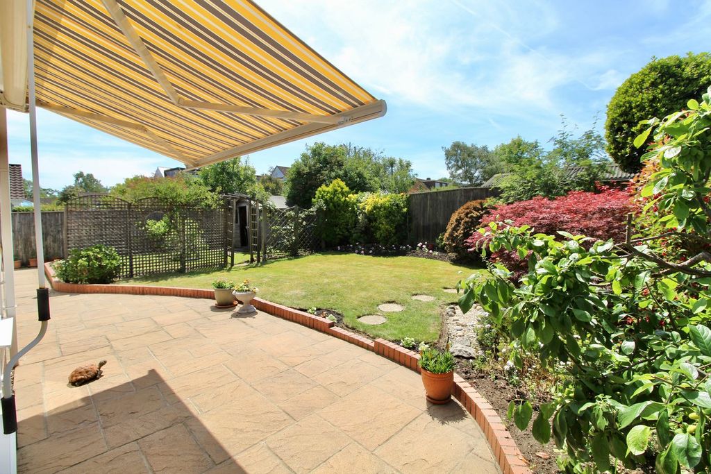 Property photo 3 of 25