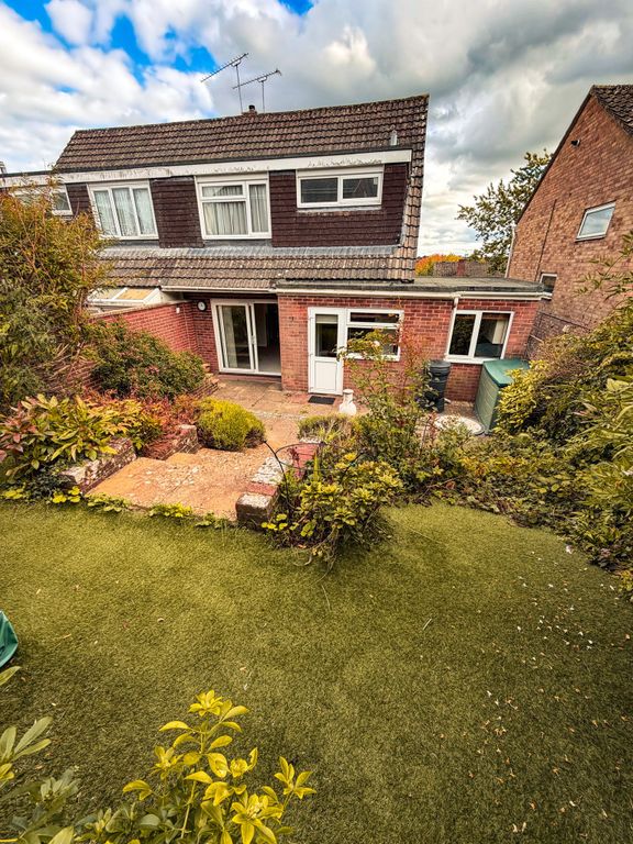 Property photo 2 of 25