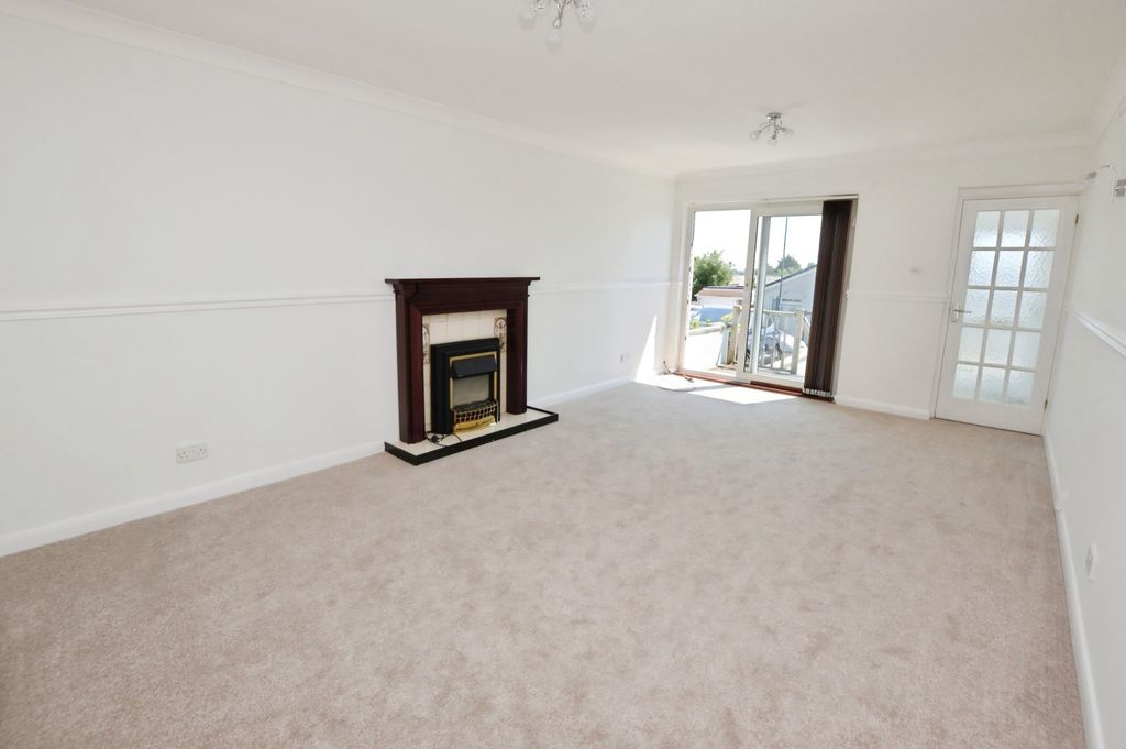 Property photo 2 of 13 Living Room