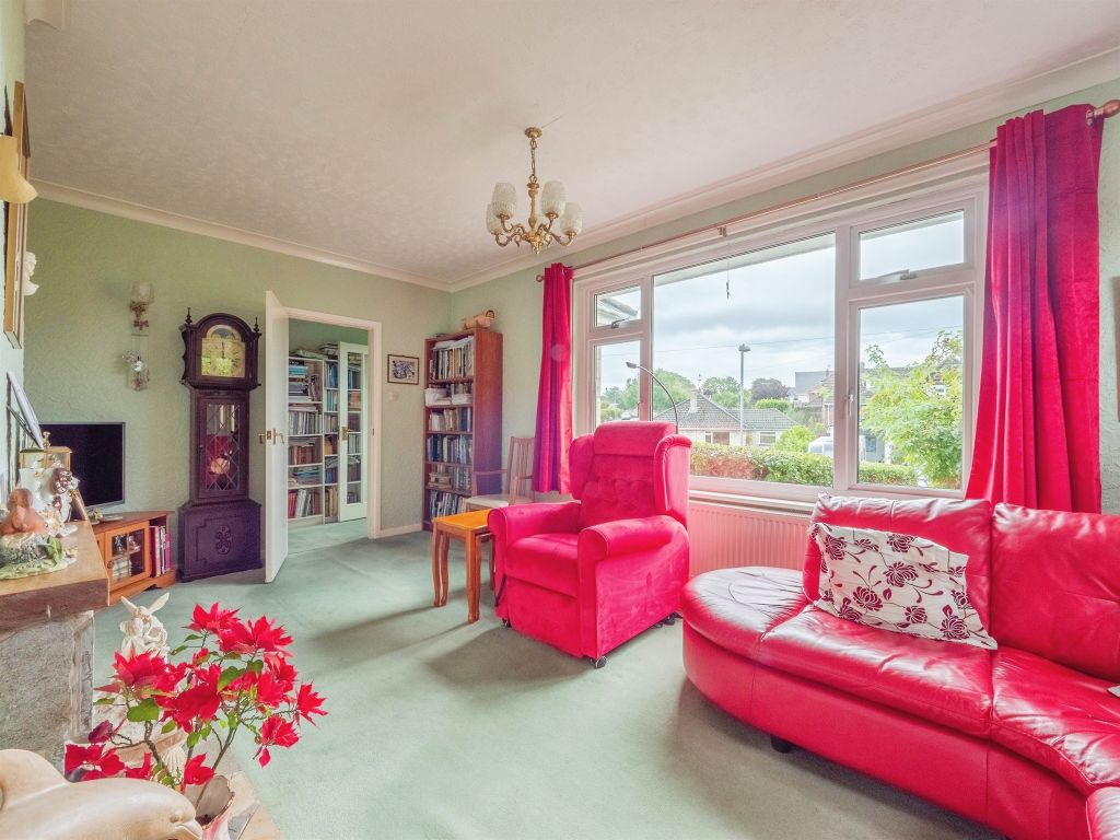 Property photo 2 of 17