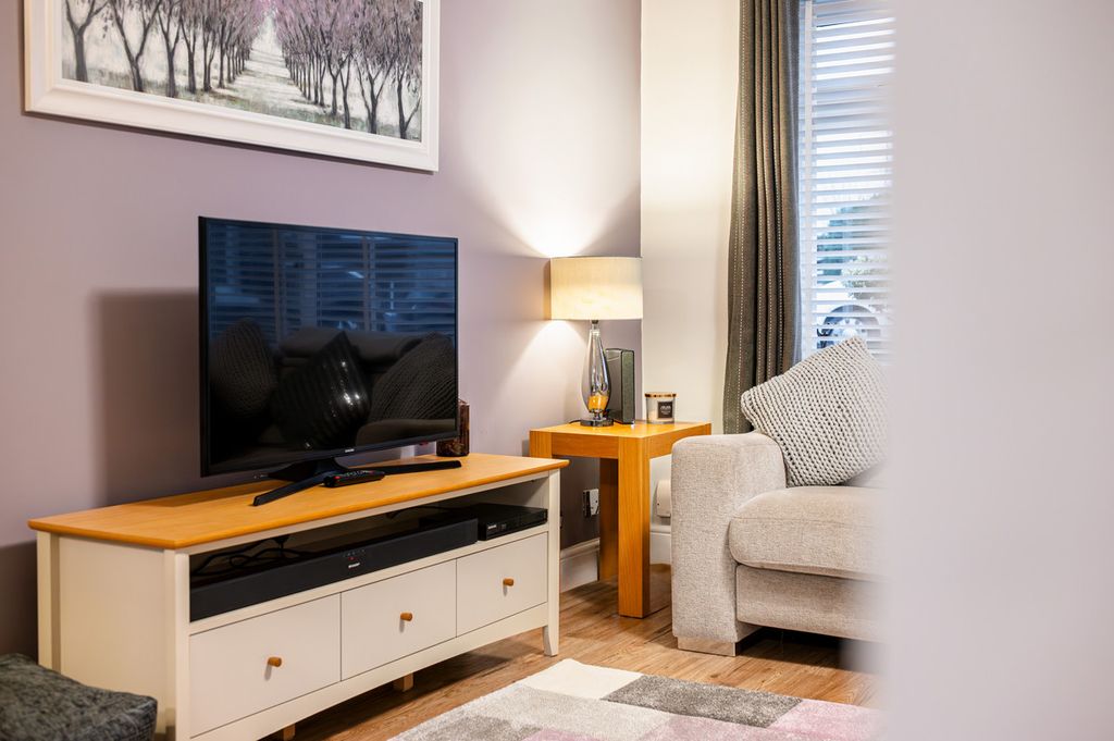 Property photo 3 of 24