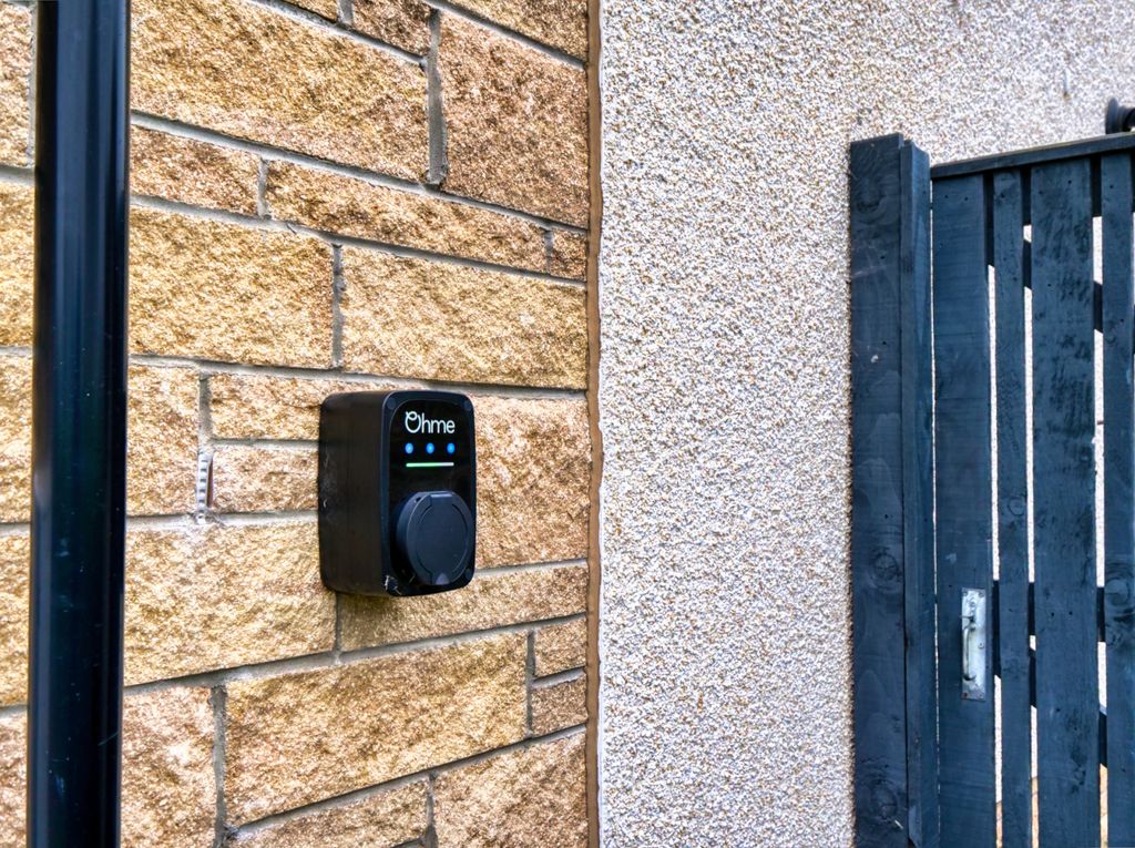 Property photo 3 of 21 EV Charging Point