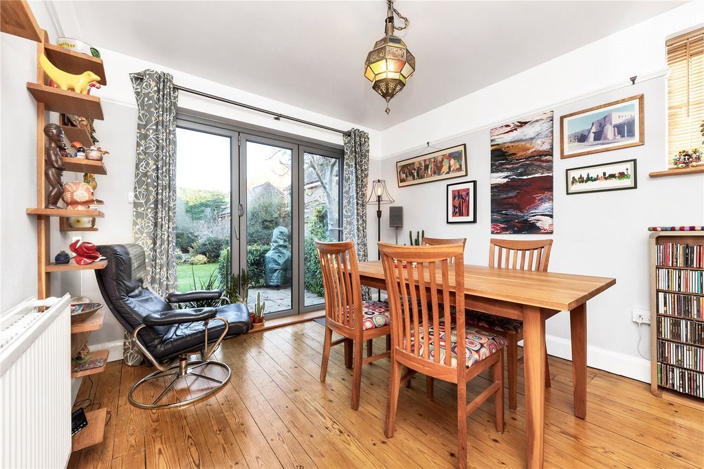 Property photo 3 of 16 Picture No. 06