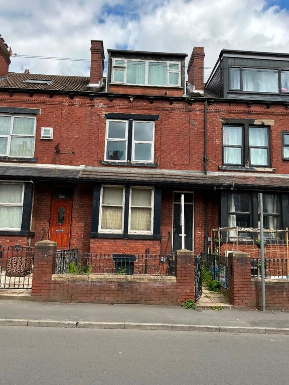 Property photo 1 of 8