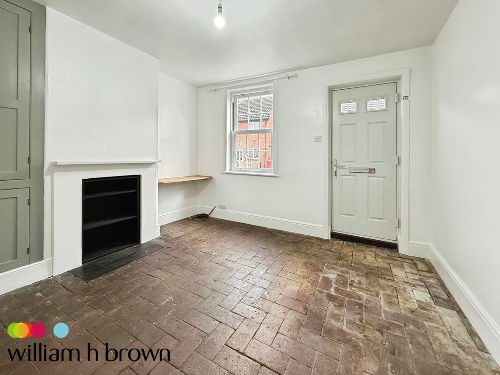 Property photo 2 of 8 Living Room