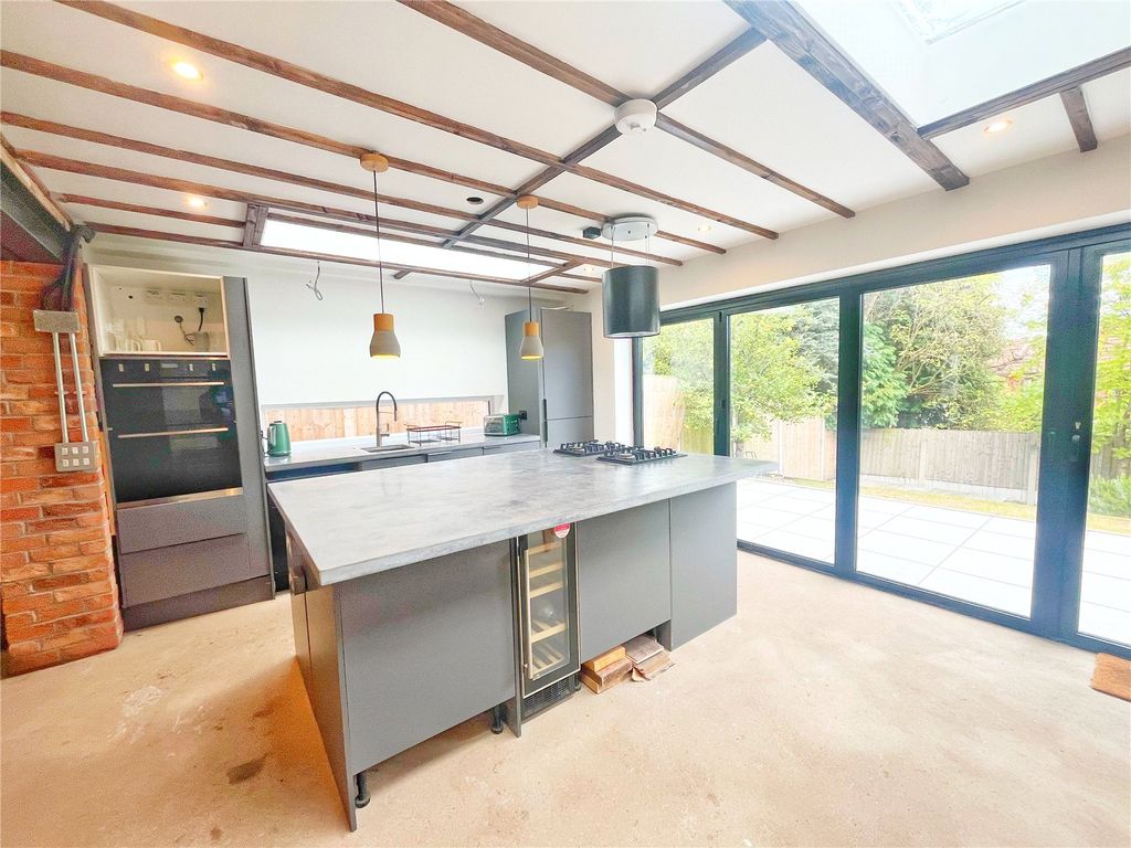 Property photo 3 of 19 Picture No. 09