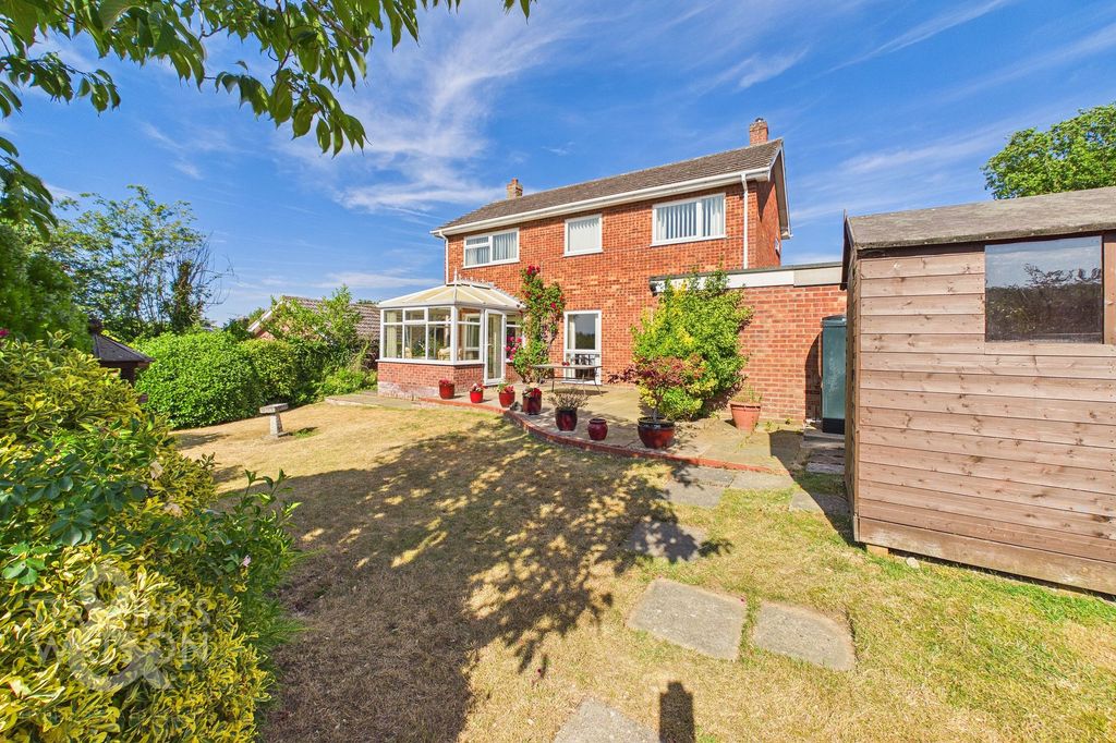 Property photo 1 of 22