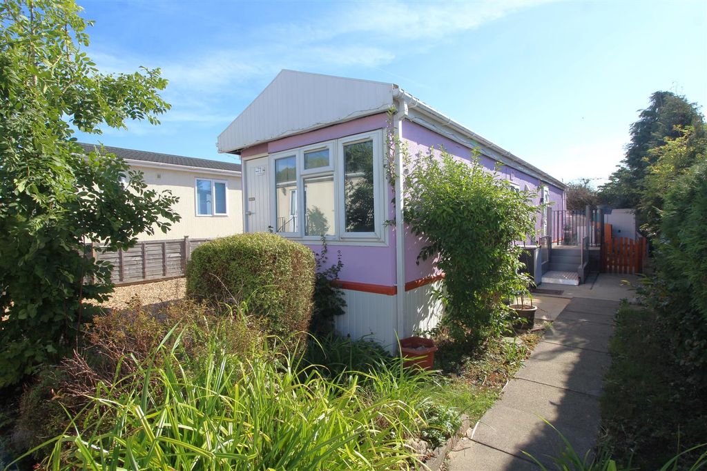 Property photo 1 of 11 Front .Jpg