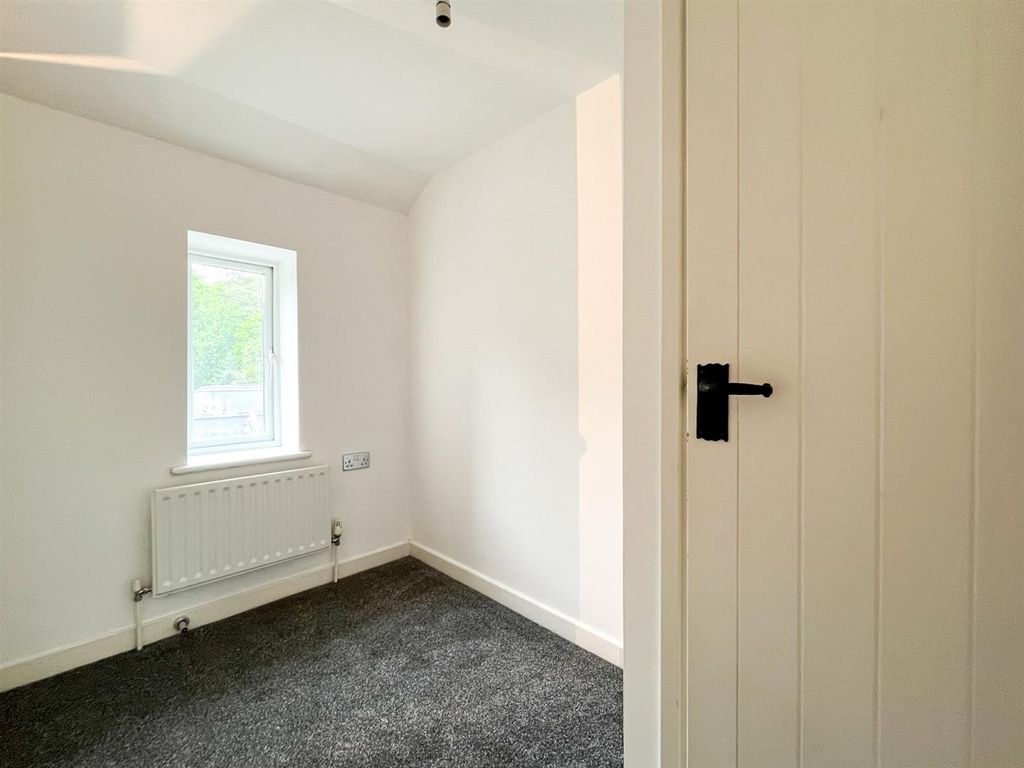 Property photo 3 of 6 Study (1 Of 1).Jpg