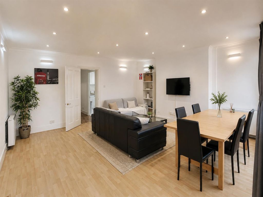 Property photo 3 of 7 F0c29d3c-2Ef6-497E-995A-9Ef2B3E2476A.Png