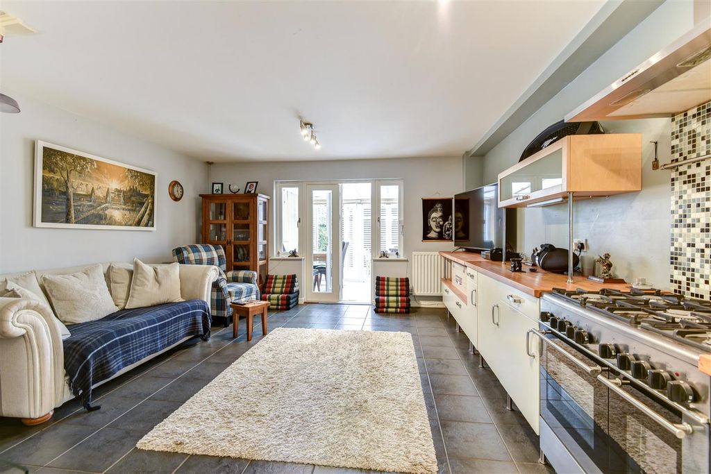 Property photo 2 of 18 5Walnut-7.Jpg