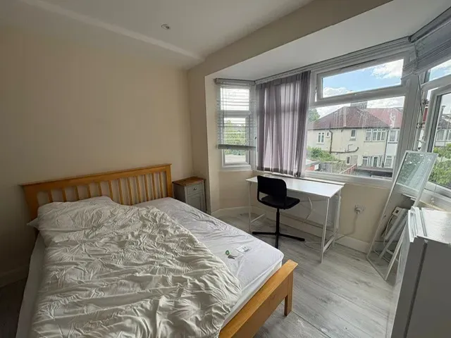 Property photo 1 of 3
