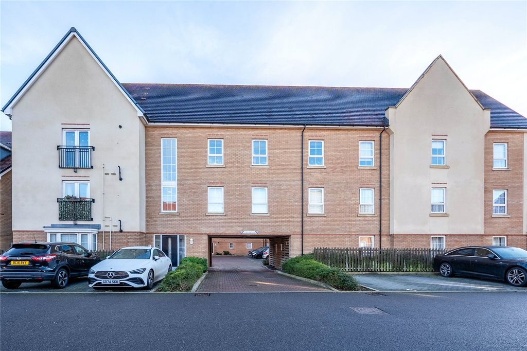 Property photo 1 of 9 Picture No. 14