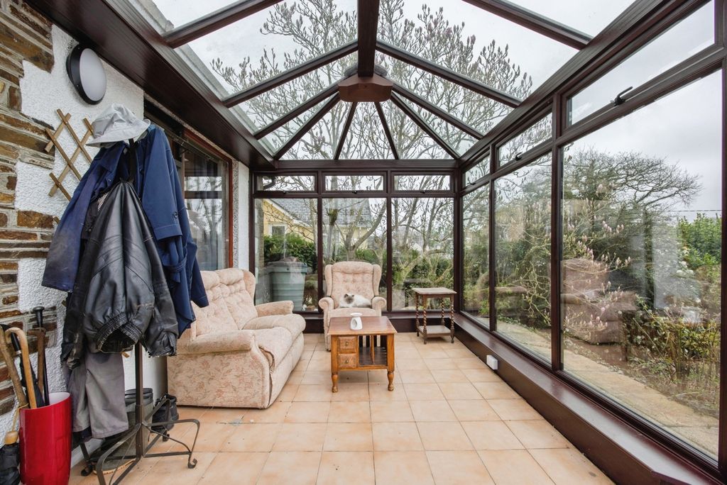 Property photo 2 of 18 Pbox-Img.Jpg