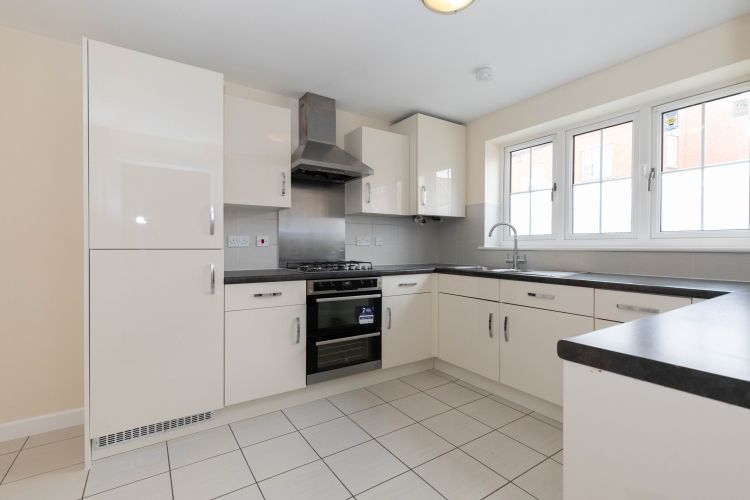 Property photo 2 of 10 334528