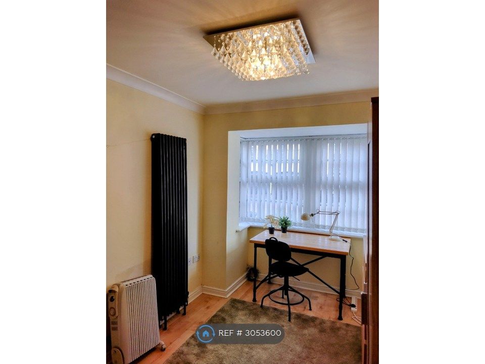 Property photo 3 of 9