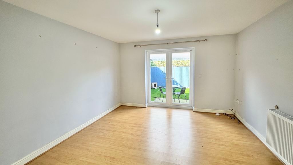 Property photo 3 of 10 Photo 10