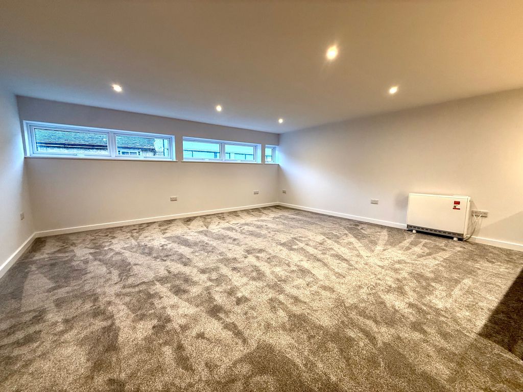 Property photo 3 of 6 Img_3390