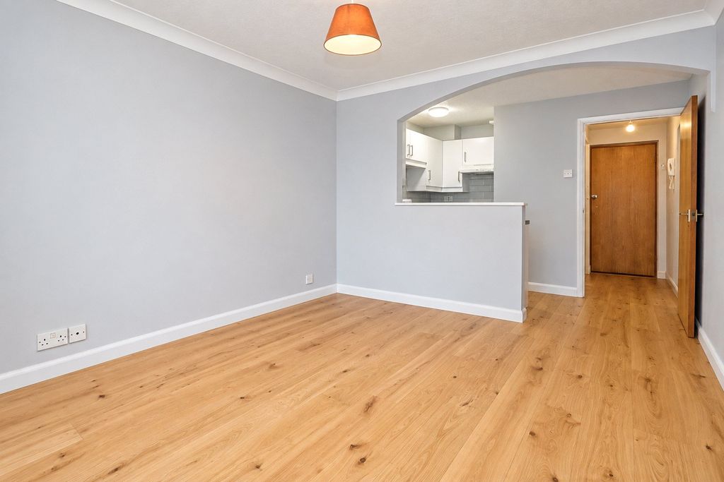 Property photo 3 of 7 Picture No. 05