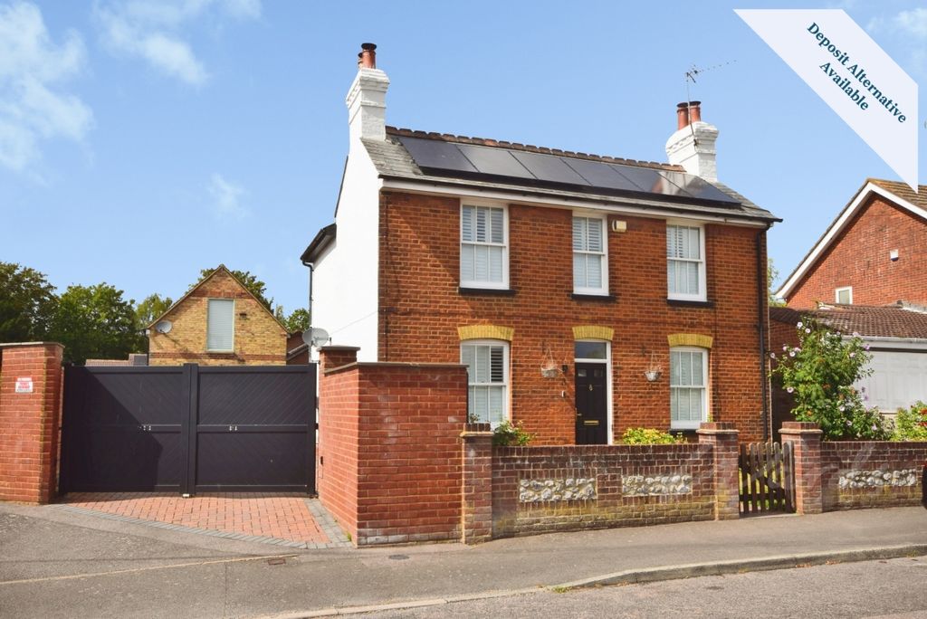 Property photo 1 of 16 External
