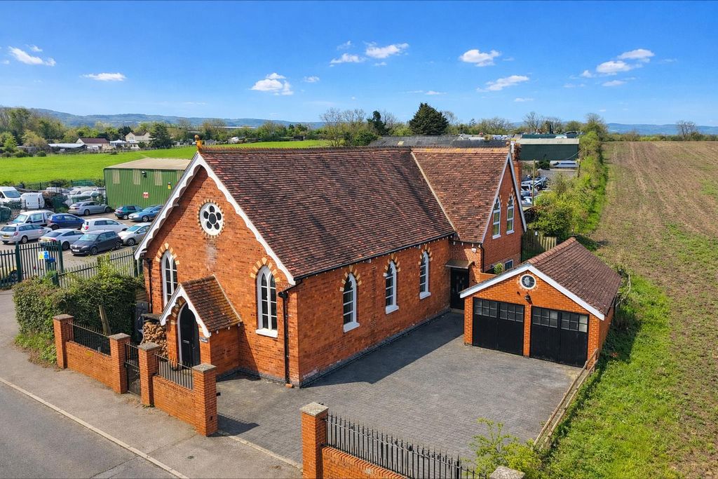 Property photo 1 of 31