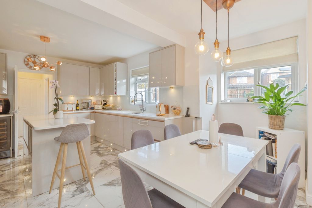 Property photo 3 of 22 Photo #3