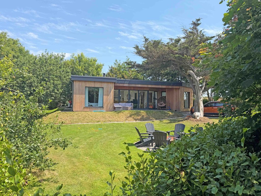 Property photo 1 of 19 Photo 1