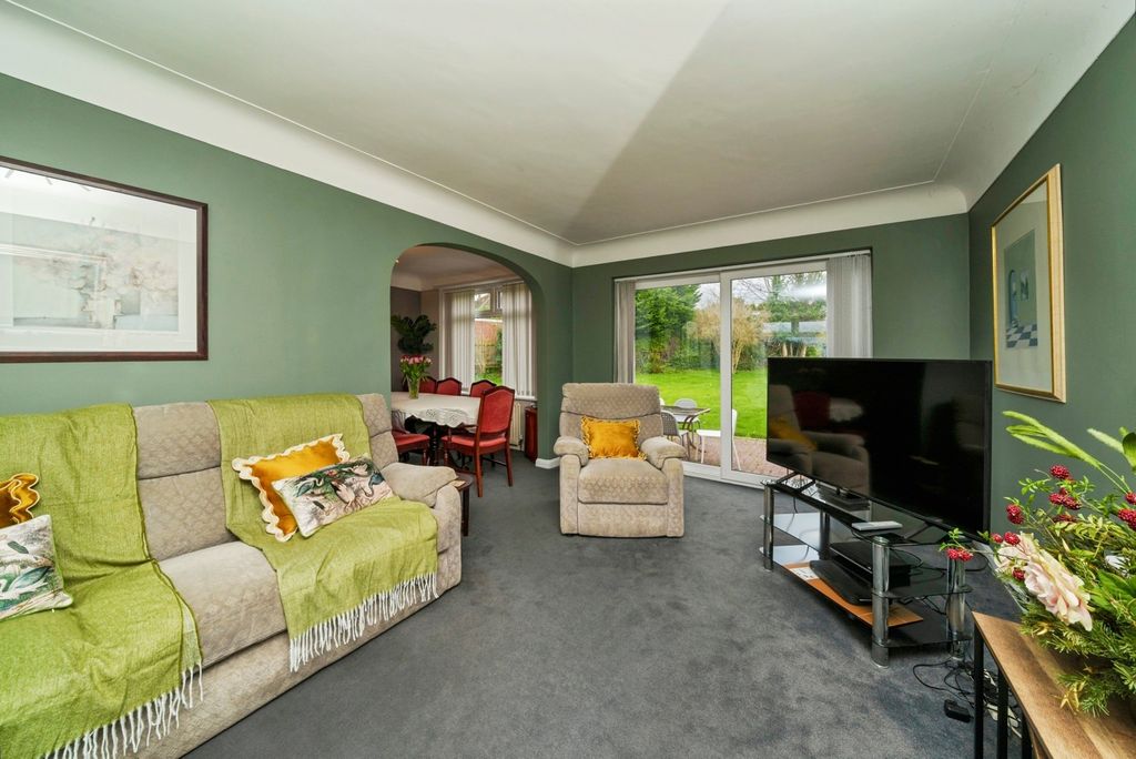 Property photo 2 of 20 Pbox-Img.Jpg