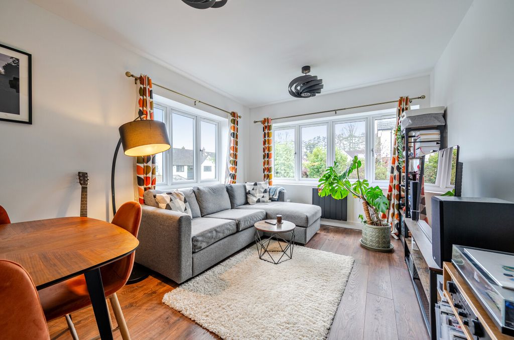 Property photo 3 of 17 1411214-11-6996E7...