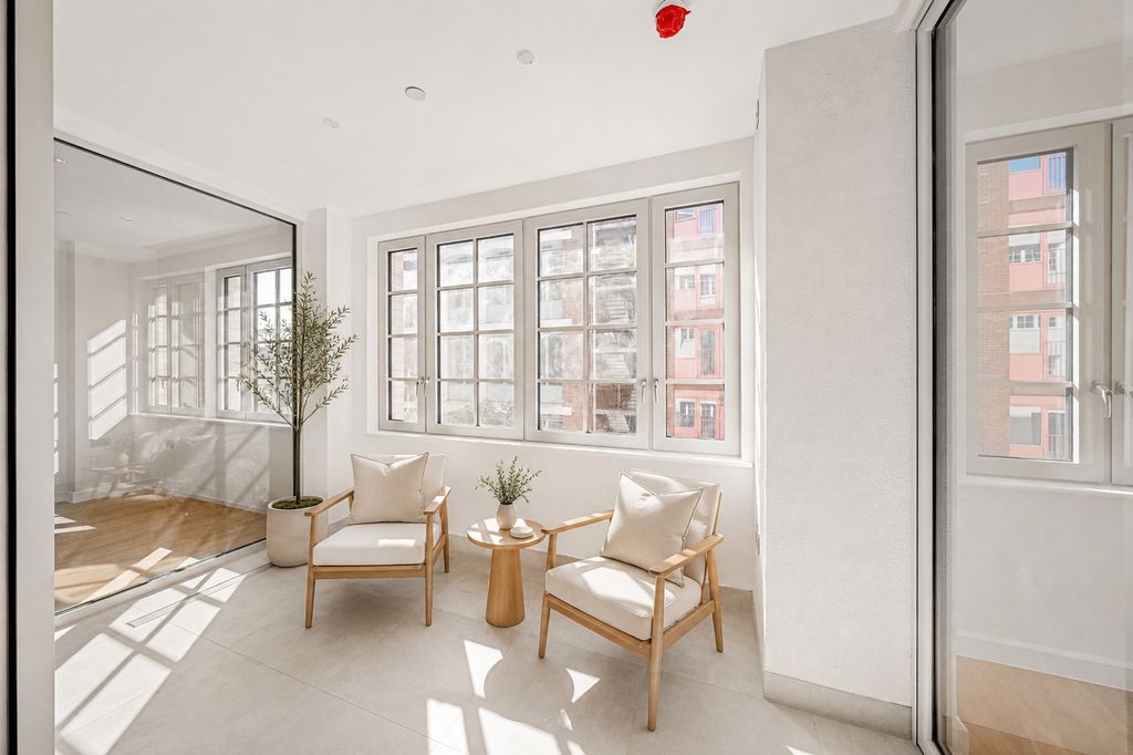 Property photo 2 of 15 Hackney Wick E3-1.Jpg