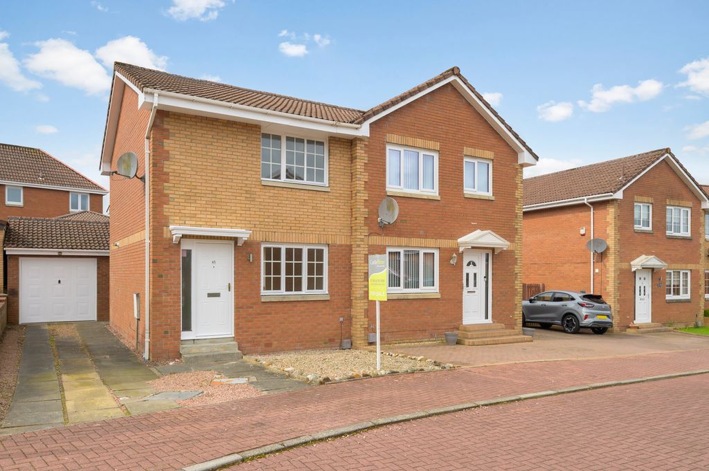 Property photo 1 of 15 01 - 45 Glenisla Court