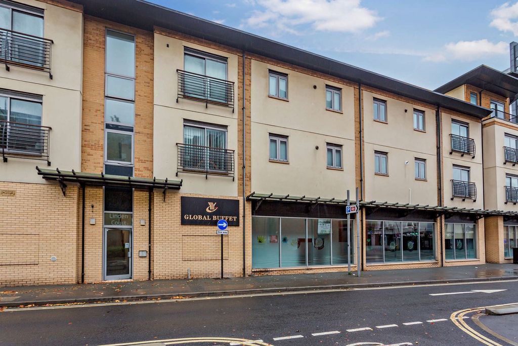 Property photo 1 of 25