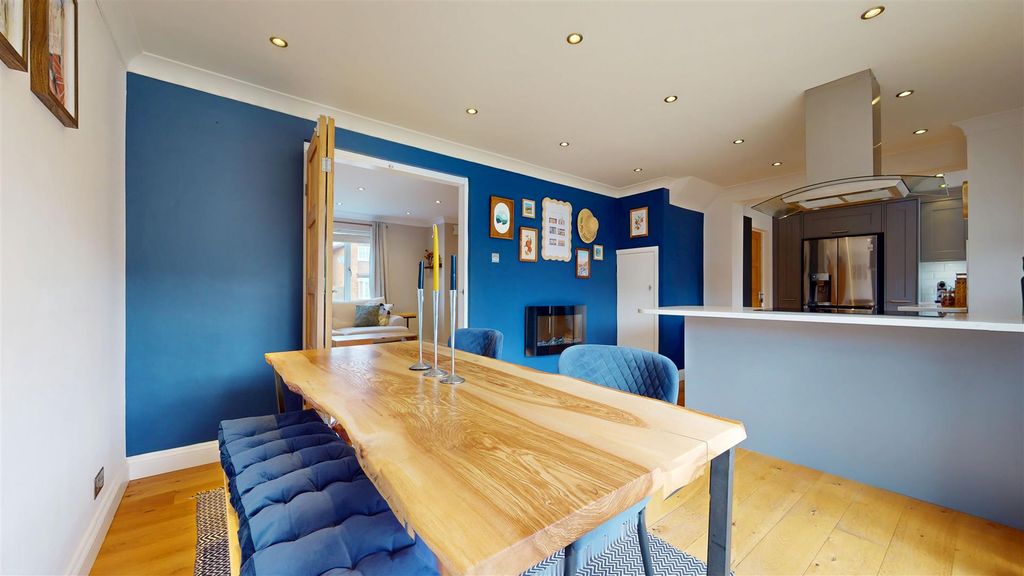 Property photo 3 of 18 02232026_234707.Jpg