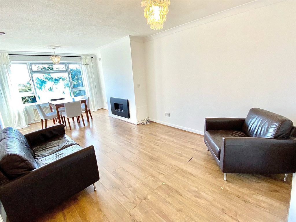 Property photo 2 of 9 Picture No. 07