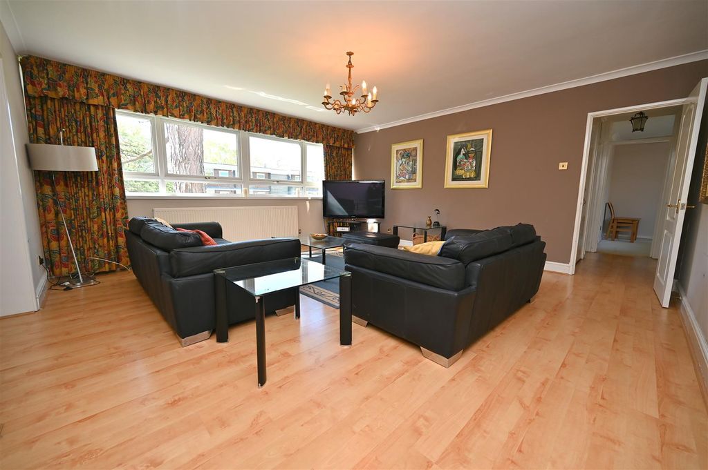 Property photo 3 of 16 Living Room1.Jpg