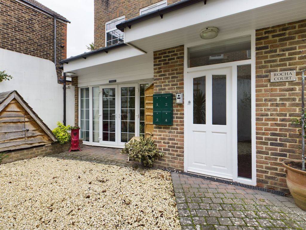 Property photo 1 of 5