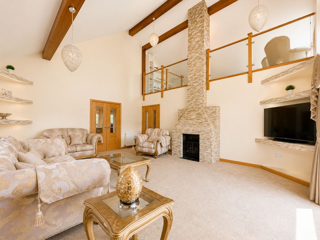 Property photo 3 of 38