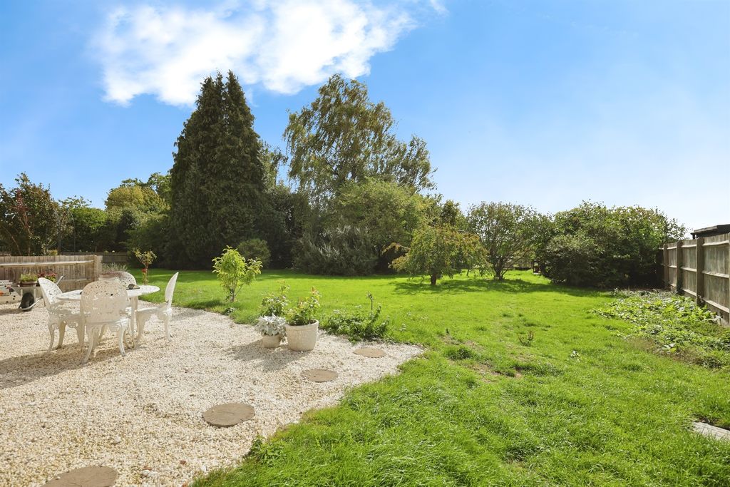 Property photo 3 of 24