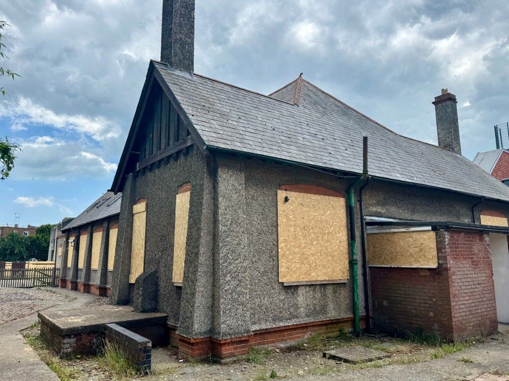 Property photo 2 of 19 The Building 2