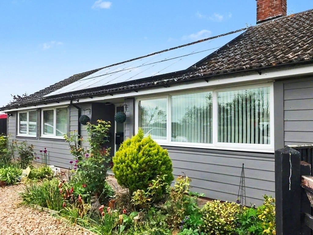 Property photo 2 of 20