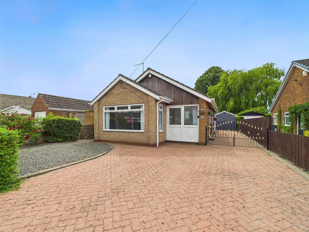 Property photo 1 of 11 Cam03303G0-Pr0181-Still017.Jpg