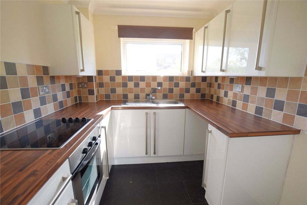 Property photo 3 of 7 Picture No. 10