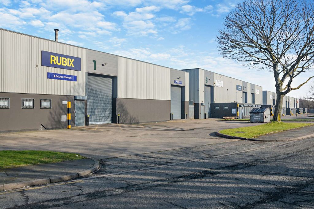 Property photo 2 of 5