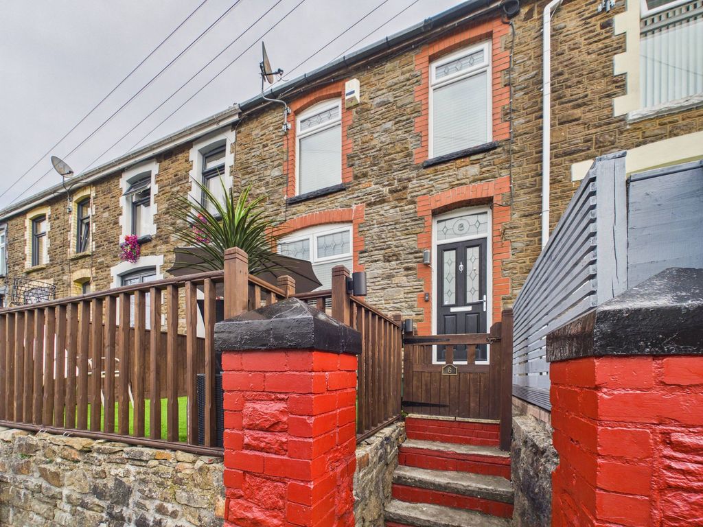 Property photo 1 of 33