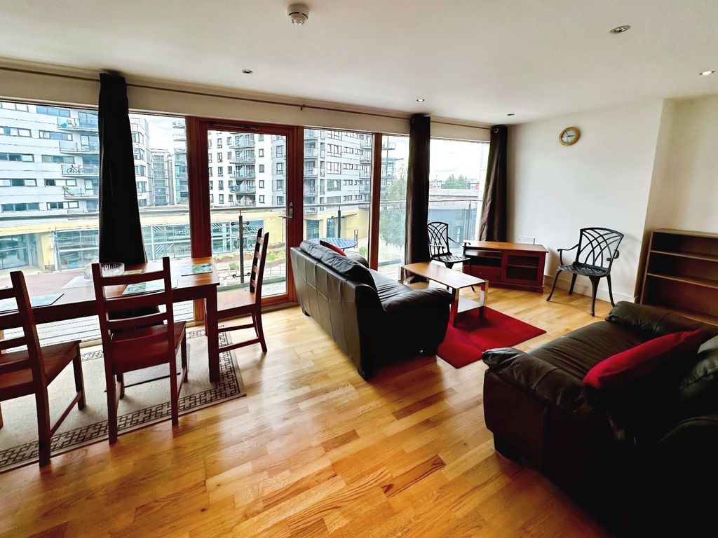 Property photo 3 of 9 Picture No. 14